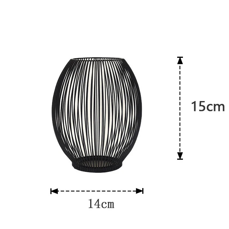 Svart Metall Ljuslykta